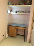 Vintage kinderbureau, Kinderen en Baby's, Kinderkamer | Tafels en Stoelen, Ophalen, Gebruikt, Tafel(s)
