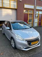 Peugeot 208 1.2 VTi 82PK 5 deurs 2013 zilvergrijs WEINIG KM!, Auto's, Voorwielaandrijving, 1199 cc, Origineel Nederlands, Handgeschakeld