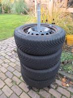 Winterbanden Clio - 185/60R15, Auto-onderdelen, Banden en Velgen, Ophalen, Gebruikt, 15 inch, Banden en Velgen