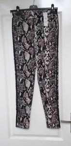 Legging Slang Motief S M 36 38 Nieuw ( Jool ), Kleding | Dames, Leggings, Maillots en Panty's, Legging, Maat 36/38 (S), Verzenden