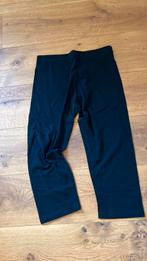 Drie kwart legging mt 40 gratis, Legging, Maat 36/38 (S), Zwart, Ophalen of Verzenden