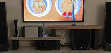 Houten tv meubel  beschikbaar voor biedingen