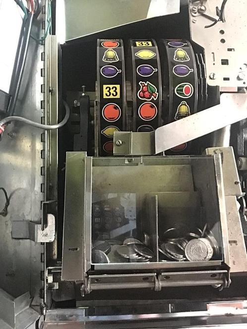 Aristocrat mechanische slotmachine, Verzamelen, Automaten | Gokkasten en Fruitautomaten, Gebruikt, Met sleutels, Ophalen