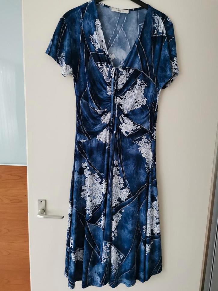 Blauwe jurk, mt M/L, Kleding | Dames, Jurken, Zo goed als nieuw, Maat 38/40 (M), Blauw, Onder de knie, Ophalen of Verzenden