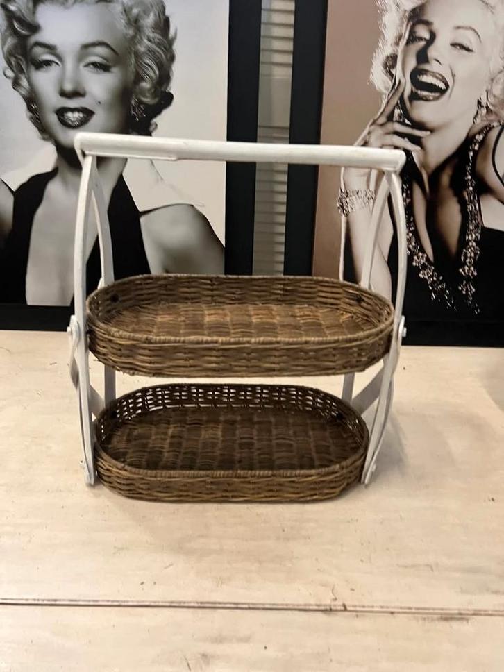 Riviera Maison Etagère, Huis en Inrichting, Woonaccessoires | Etagères, Zo goed als nieuw, Ophalen of Verzenden