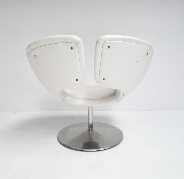 Apollo fauteuil van Patrick Norguet voor Artifort, na 2000, Huis en Inrichting, Fauteuils, Gebruikt, Leer, Metaal, 75 tot 100 cm
