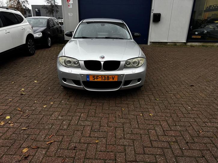BMW 1-serie 118i (LEKKE KOPPAKING), Auto's, BMW, Bedrijf, Te koop, 1-Serie, ABS, Airbags, Airconditioning, Boordcomputer, Centrale vergrendeling