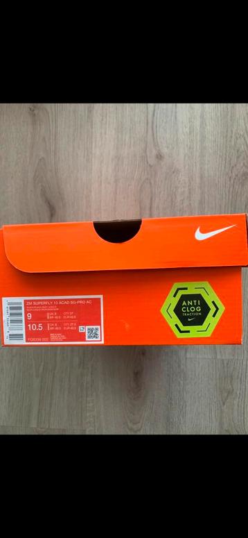 Nike Voetbalschoenen Maat 42.5 beschikbaar voor biedingen