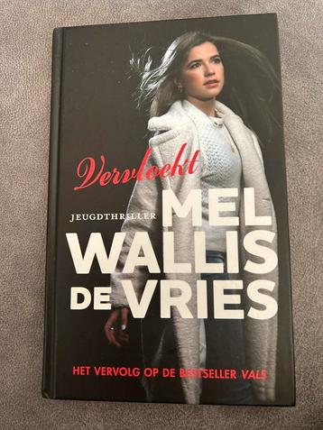 Mel Wallis de Vries - Vervloekt beschikbaar voor biedingen
