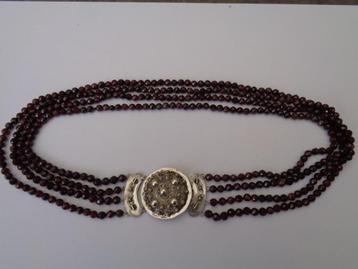 Granaten ketting zilveren slot beschikbaar voor biedingen