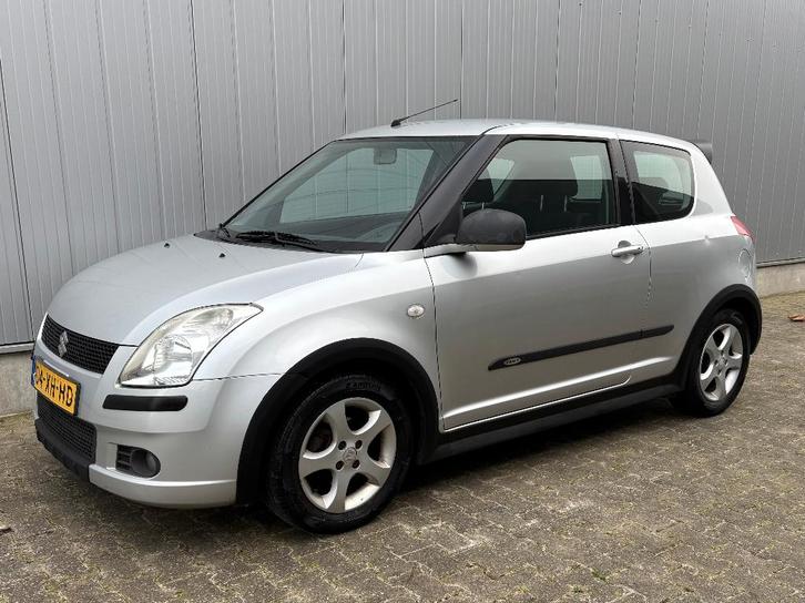 Suzuki Swift 1.5 EXCLUSIVE AIRCO GT-PAKKET, Auto's, Suzuki, Particulier, Swift, ABS, Airbags, Airconditioning, Boordcomputer, Centrale vergrendeling
