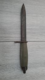 Norwegian M/1968 AG3 Bayonet., Ophalen