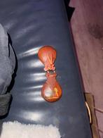 Een oud muziekmakend insturment uit spanje, Ophalen, Zo goed als nieuw