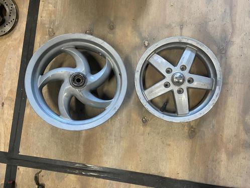 Vespa LX Velg en Piaggio Fly Velg Grijs, Fietsen en Brommers, Brommeronderdelen | Scooters, Gebruikt, Piaggio, Overige typen, Ophalen of Verzenden