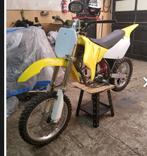 GEZOCHT suzuki rm 85 frame rijwiel gedeelte, Fietsen en Brommers, Ophalen, Zo goed als nieuw, Suzuki