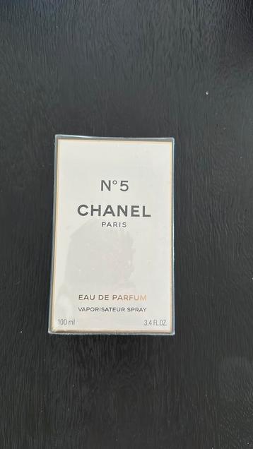CHANEL NO 5 EAU DE PARFUM beschikbaar voor biedingen