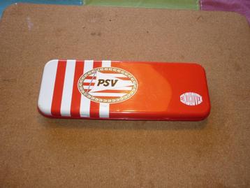 PSV blikken doos voor pennen of potloden in te bewaren beschikbaar voor biedingen