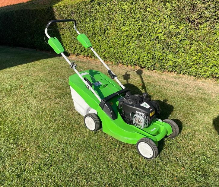 Viking MB 443.1 Loopmaaier, Tuin en Terras, Grasmaaiers, Gebruikt, Benzine-grasmaaier, 40 t/m 49 cm, Cirkelmaaier, Opvangbak, Ophalen