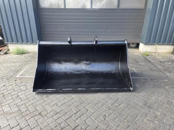 brede bak cw40 beschikbaar voor biedingen
