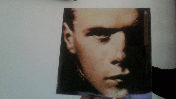 U2 single the unforgettabla fire twee singles in de hoes, Cd's en Dvd's, Vinyl Singles, Zo goed als nieuw, Single, Pop, Ophalen of Verzenden