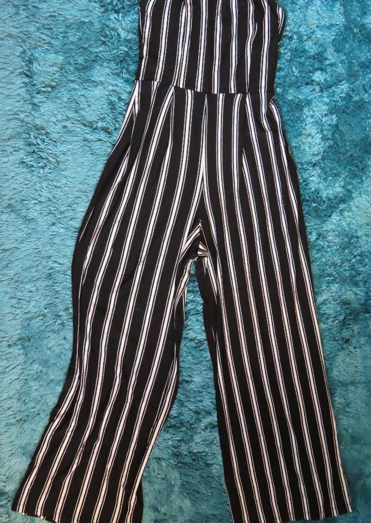 BERSHKA Geweldig Zwart/Wit Verticaal Gestreept Jumpsuit S 36, Kleding | Dames, Jumpsuits, Zwart, Zo goed als nieuw, Maat 36 (S)