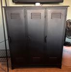 Zwarte stalen kast met 3 deuren, Huis en Inrichting, Kasten | Lockerkasten, Ophalen, Gebruikt
