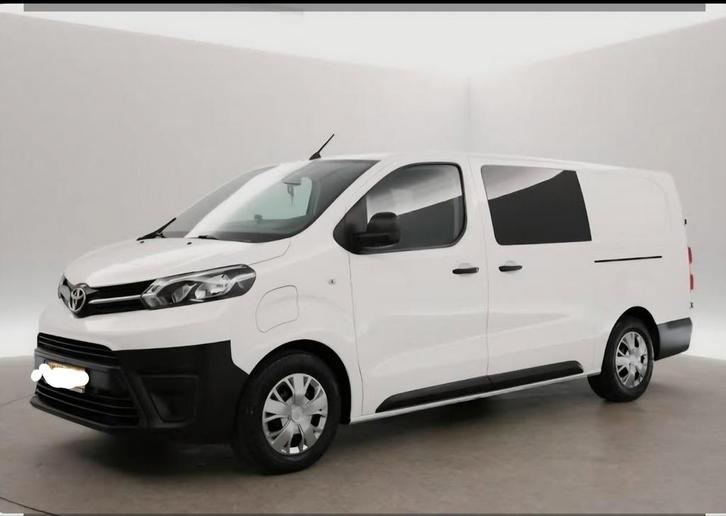 Taxi Carthago Lelystad – 8 Persoons Bus | Schiphol & Luchtha, Diensten en Vakmensen, Koeriers, Chauffeurs en Taxi's