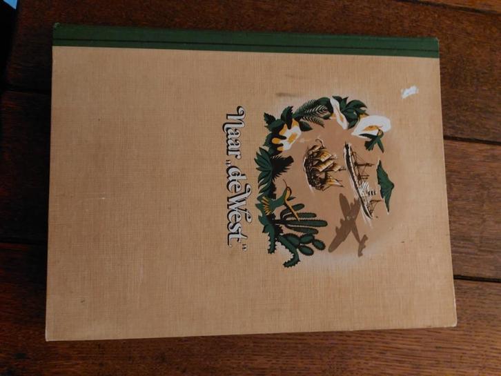 NAAR "de WEST" Aruba- Bonaire-Curaçao -  Douwe Egberts, Boeken, Prentenboeken en Plaatjesalbums, Gelezen, Plaatjesalbum, Ophalen of Verzenden