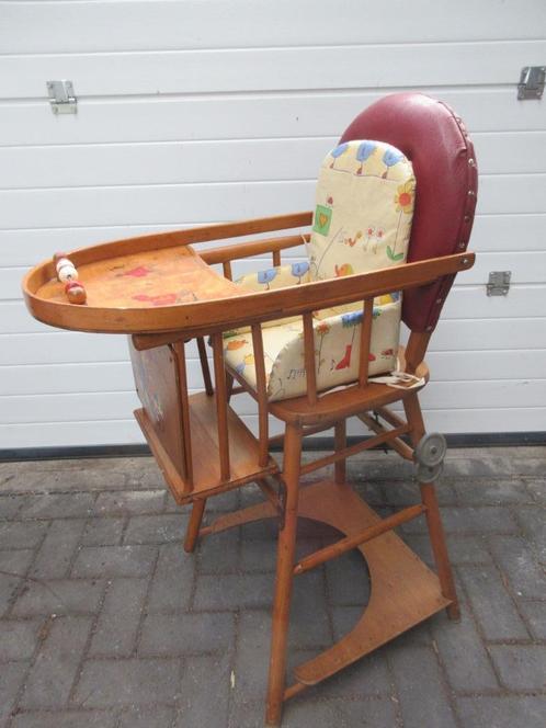 antieke kinderstoel / po stoel inklapbaar op wieltjes, Kinderen en Baby's, Kinderstoelen, Gebruikt, Inklapstoel, Stoelverkleiner