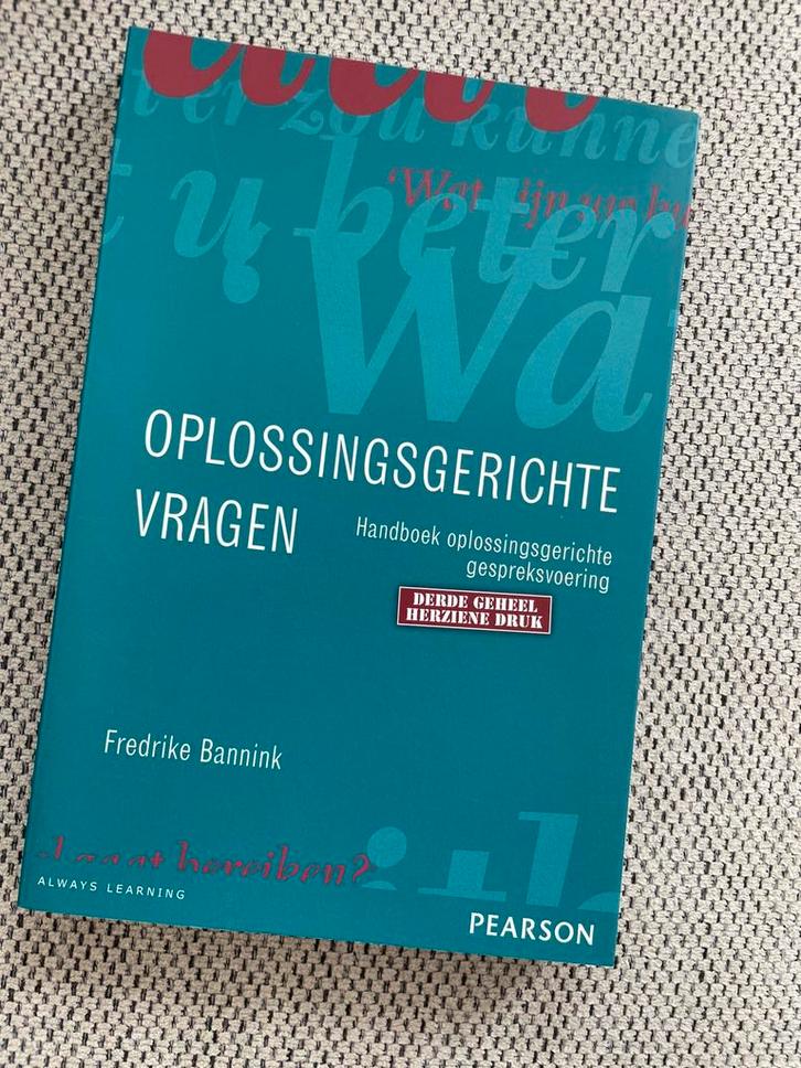 Fredrike Bannink - Oplossingsgerichte vragen, Boeken, Psychologie, Zo goed als nieuw, Ophalen of Verzenden