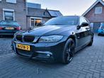 BMW 3-Serie (e90) 2.0 I 318 2011 Zwart, Auto's, BMW, Origineel Nederlands, Te koop, Alcantara, 5 stoelen