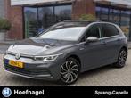 Volkswagen Golf 1.5 eTSI Style | Pano | Camera | ACC | Stoel, Auto's, Te koop, Zilver of Grijs, Geïmporteerd, Benzine