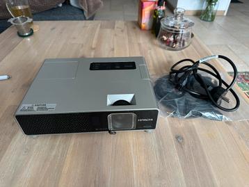Hitacha CPX4 3LCD projector beamer beschikbaar voor biedingen