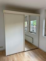 Grote witte kledingkast met schuifdeuren en spiegel, Ophalen, Gebruikt, Moderne, witte kast, Met hangruimte