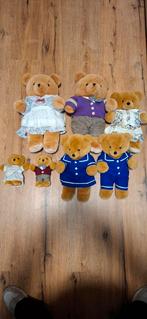 Leuk knuffel van de bijkorf, Verzamelen, Poppen, Ophalen, Zo goed als nieuw, Pop