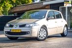 Renault Mégane 1.6-16V Tech Line Automaat I Trekhaak I Clim, Gebruikt, Zwart, Beige, Origineel Nederlands