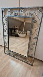 Spiegel met prachtige rand metaal 60x80,5, Huis en Inrichting, Woonaccessoires | Spiegels, Minder dan 50 cm, Ophalen of Verzenden