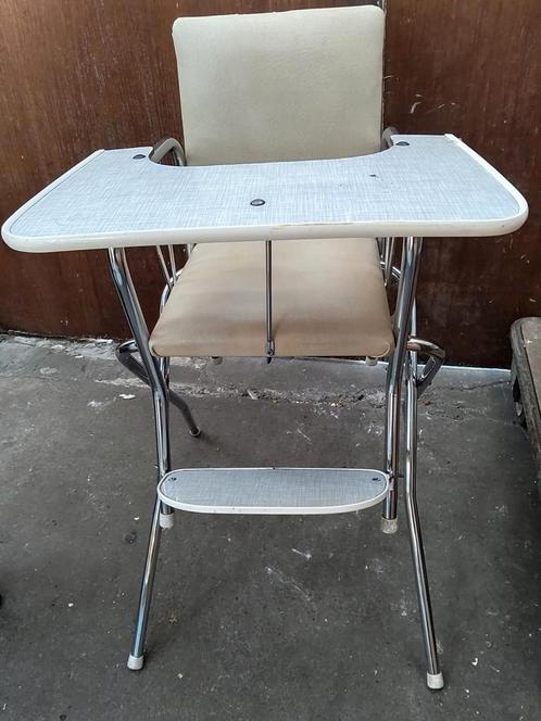 Vintage kinderstoel. WD-18., Kinderen en Baby's, Kinderstoelen, Gebruikt, Overige typen, Ophalen