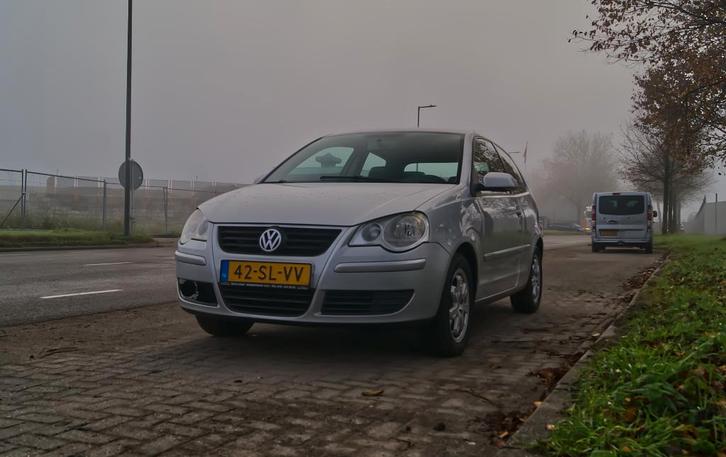 Volkswagen Polo 1.4 55KW 2006 Grijs, Auto's, Volkswagen, Bedrijf, Polo, ABS, Airbags, Airconditioning, Bluetooth, Elektrische ramen