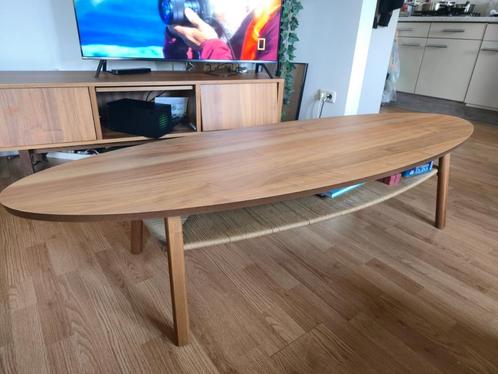 Ikea salontafel STOCKHOLM (walnootfineer), Huis en Inrichting, Tafels | Salontafels, Zo goed als nieuw, Minder dan 50 cm, 50 tot 100 cm
