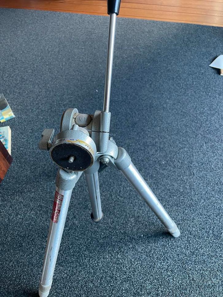 Slik Master Standard Statief, Audio, Tv en Foto, Fotografie | Statieven en Balhoofden, Gebruikt, Driepoot, Minder dan 150 cm, Met balhoofd