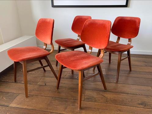 Vintage/retro eettafelstoelen (4 stuks), Huis en Inrichting, Stoelen, Zo goed als nieuw, Vier, Hout, Stof, Rood, Ophalen