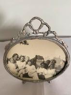 Antiek ovalen zilveren fotolijst met strikmotief, Ophalen of Verzenden, Zilver