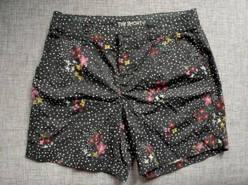Korte broek Yessica maat 38 beschikbaar voor biedingen