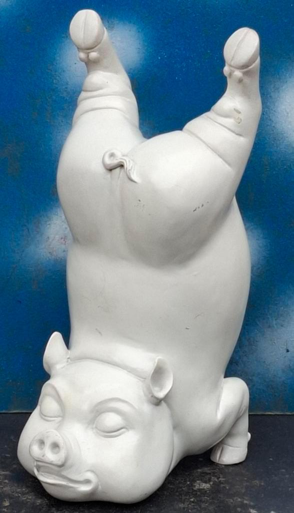 Varken/zeug. Handstand. Polyester.  24 cm., Verzamelen, Dierenverzamelingen, Zo goed als nieuw, Beeldje of Figuurtje, Boerderijdier