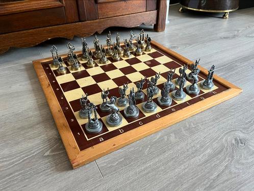 Speciaal Schaakspel Grieken Schaakstukken Schaak Schaken, Hobby en Vrije tijd, Gezelschapsspellen | Bordspellen, Zo goed als nieuw