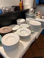 Borden diverse maten, kleuren, Huis en Inrichting, Keuken | Servies, Ophalen, Overige materialen, Gebruikt, Bord(en)