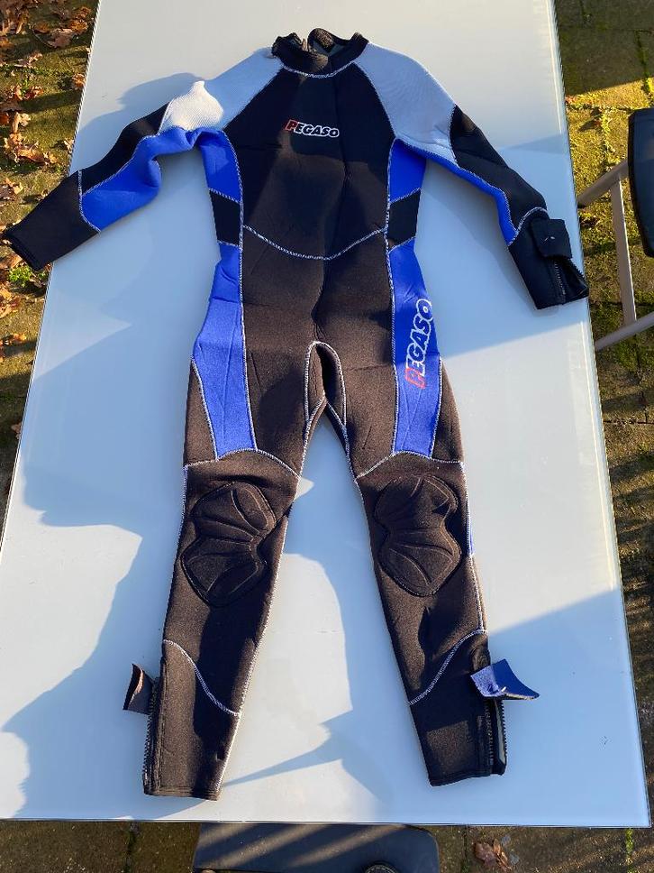 Pegaso wetsuit / duikpak maat S/M, Watersport en Boten, Watersportkleding, Zo goed als nieuw, Wetsuit, Dame of Heer, Ophalen of Verzenden
