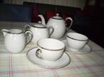 THEE SERVIES,  ( PORSELIJN).., Antiek en Kunst, Ophalen