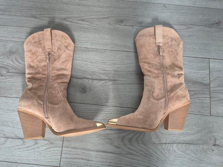 Zo goed als nieuwe laarzen maat 38, Kleding | Dames, Schoenen, Zo goed als nieuw, Zwart, Ophalen of Verzenden